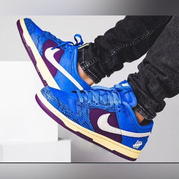 NEW Nike Dunk Low SP Undefeated Men’s Size 7 /8.5 Women